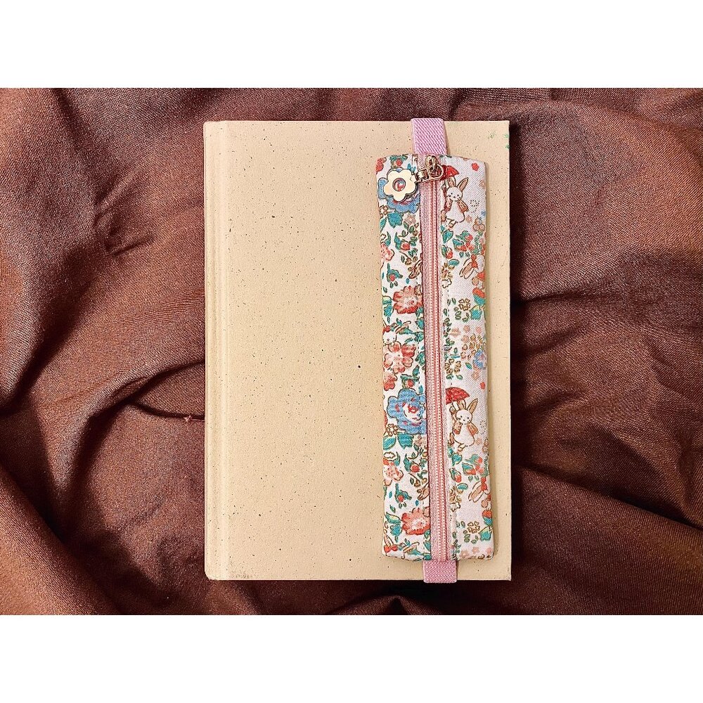 Elastic Pen Holder Bookmark – bunnies and roses, rabbit, Journal Pouch
